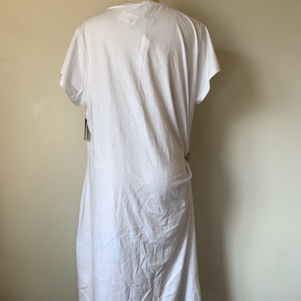 Express White Garment with Tags - Picture 5 of 6